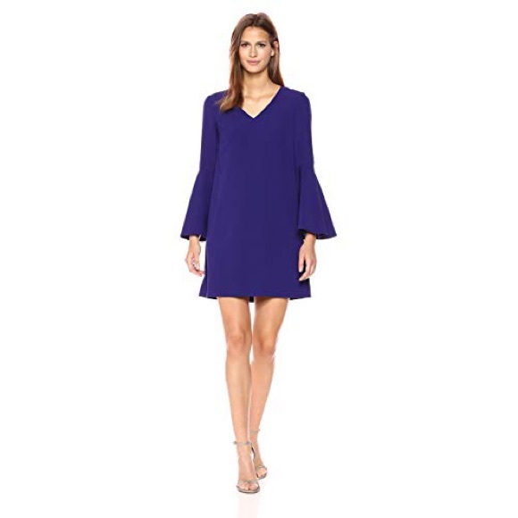 Tahari Dresses & Skirts - Tahari Women’s Bell Sleeve Shift Dress